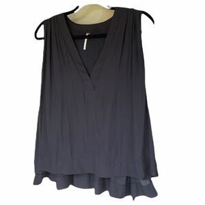 Free People Women's Pintucked Ruffled High Low Tunic,Black,V-Neck,Flowy,Size XS